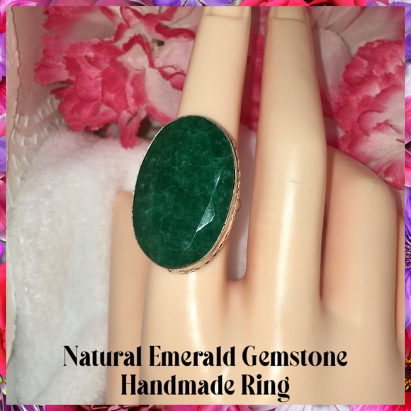 Natural Emerald Gemstone Handmade Minimalist Ring - Picture 1 of 4